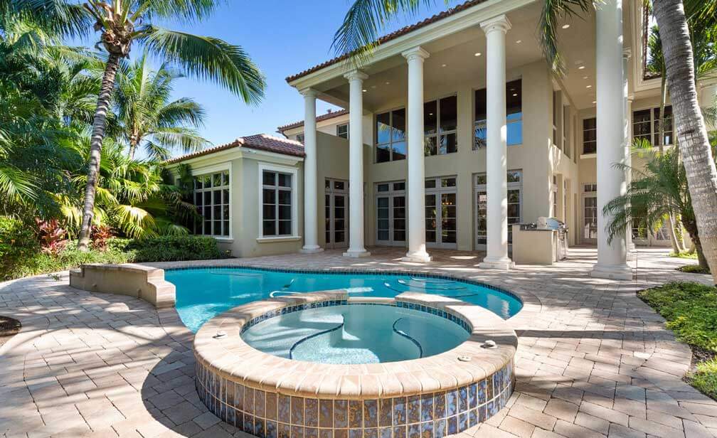 Luxury Country Club, Pool and Gym in Palm Beach Gardens